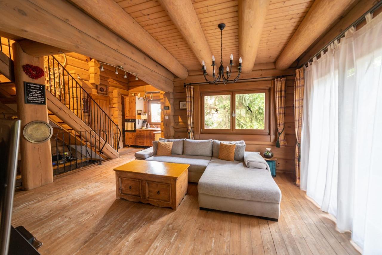 Vendeghaz A Hegyen Villa Budapest Exteriör bild
